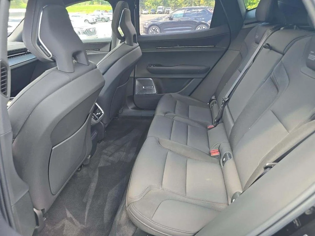 Used 2025 Space Metallic Polestar  image 7