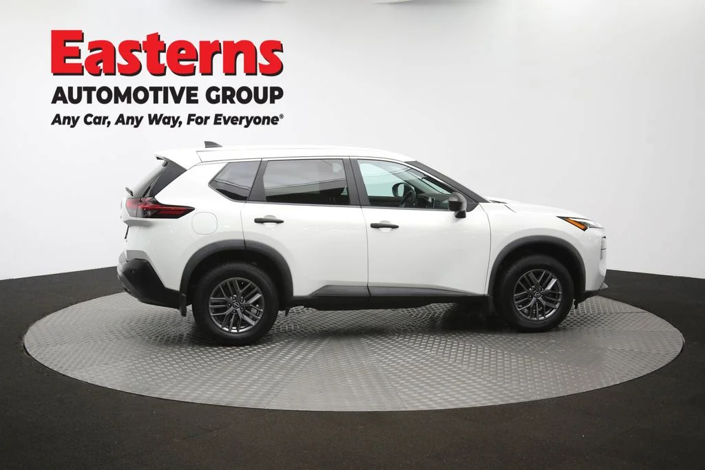 Used 2023 White Nissan S image 39