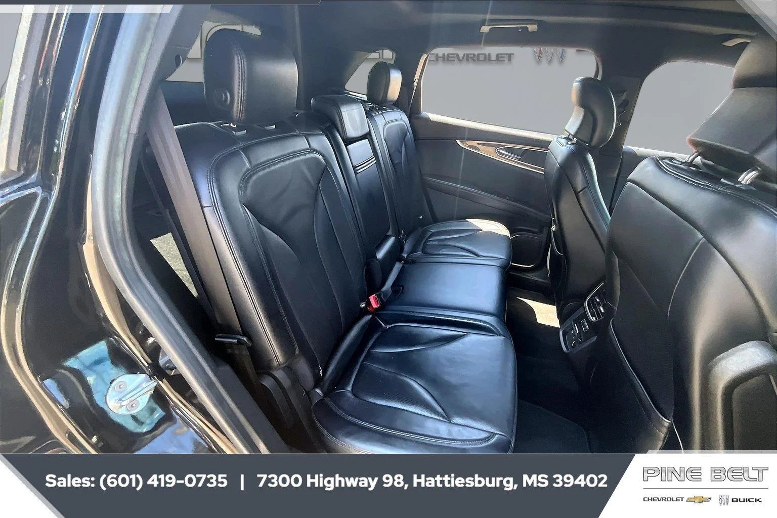 Used 2018 Black Velvet Lincoln Reserve image 20