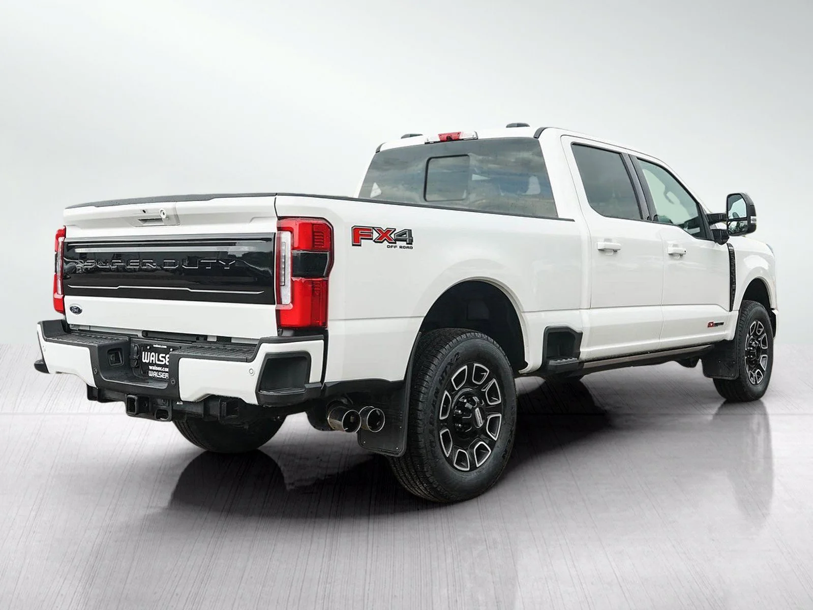 Used 2025 Star White Metallic TC Ford Platinum image 5