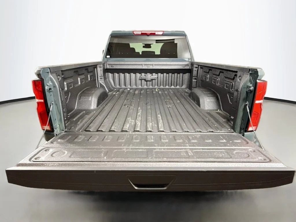 New 2026 Gray Chevrolet LT image 24