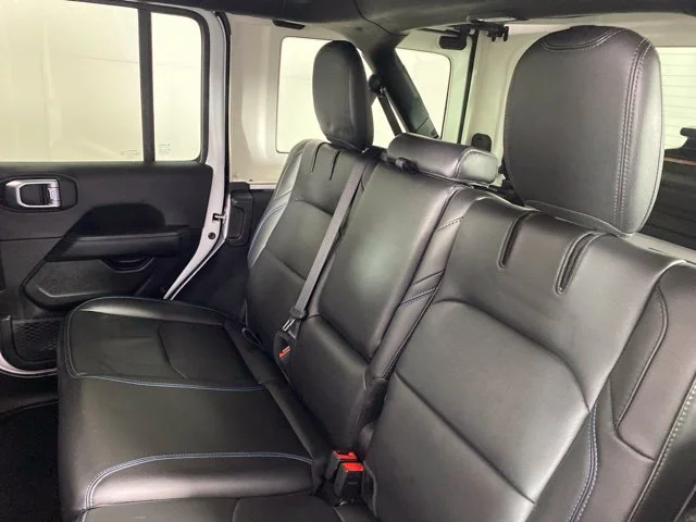 Used 2022 White Jeep Unlimited Rubicon 4xe image 35