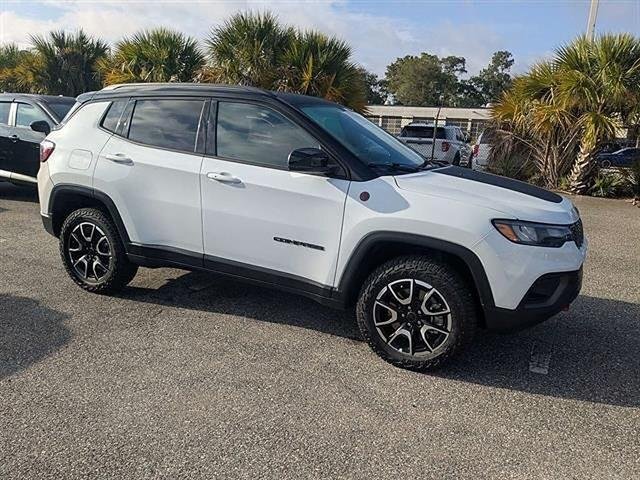 Used 2025 Bright White Clearcoat Jeep Trailhawk image 2