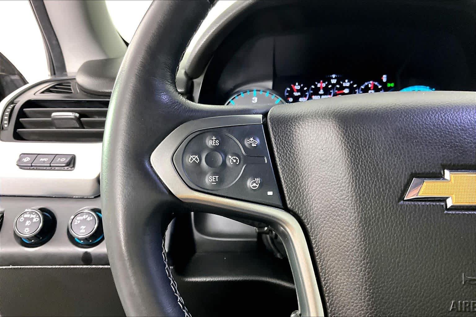 Used 2017 Tungsten Metallic Chevrolet Premier image 22