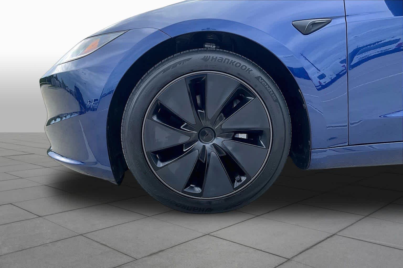 Used 2025 Deep Blue Metallic Tesla Long Range image 10
