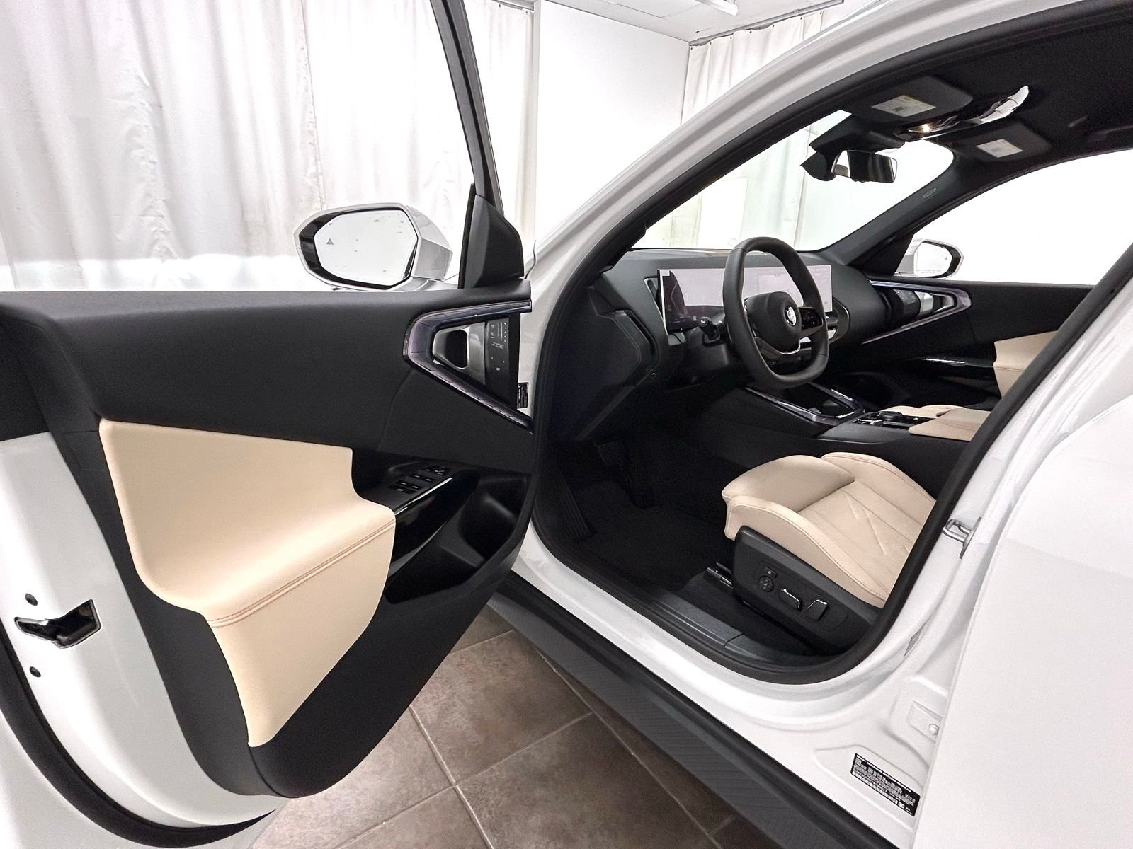 New 2026 Alpine White BMW 30 xDrive image 23