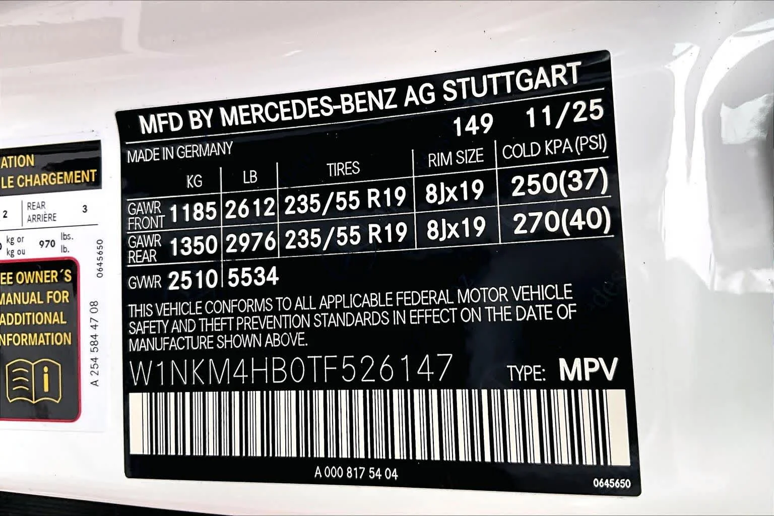 New 2026 Polar White Mercedes-Benz GLC 300 image 13