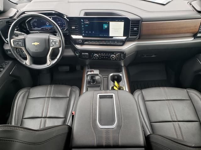 Used 2022 Black Chevrolet High Country image 15