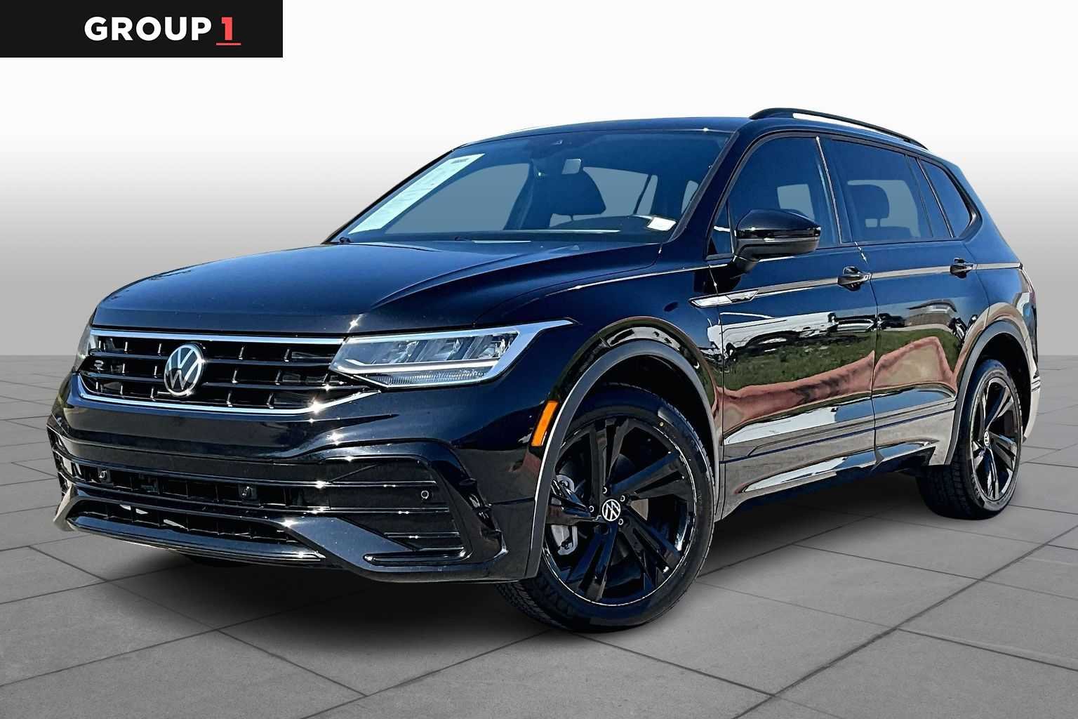 2024 Volkswagen Tiguan SE R-Line Black