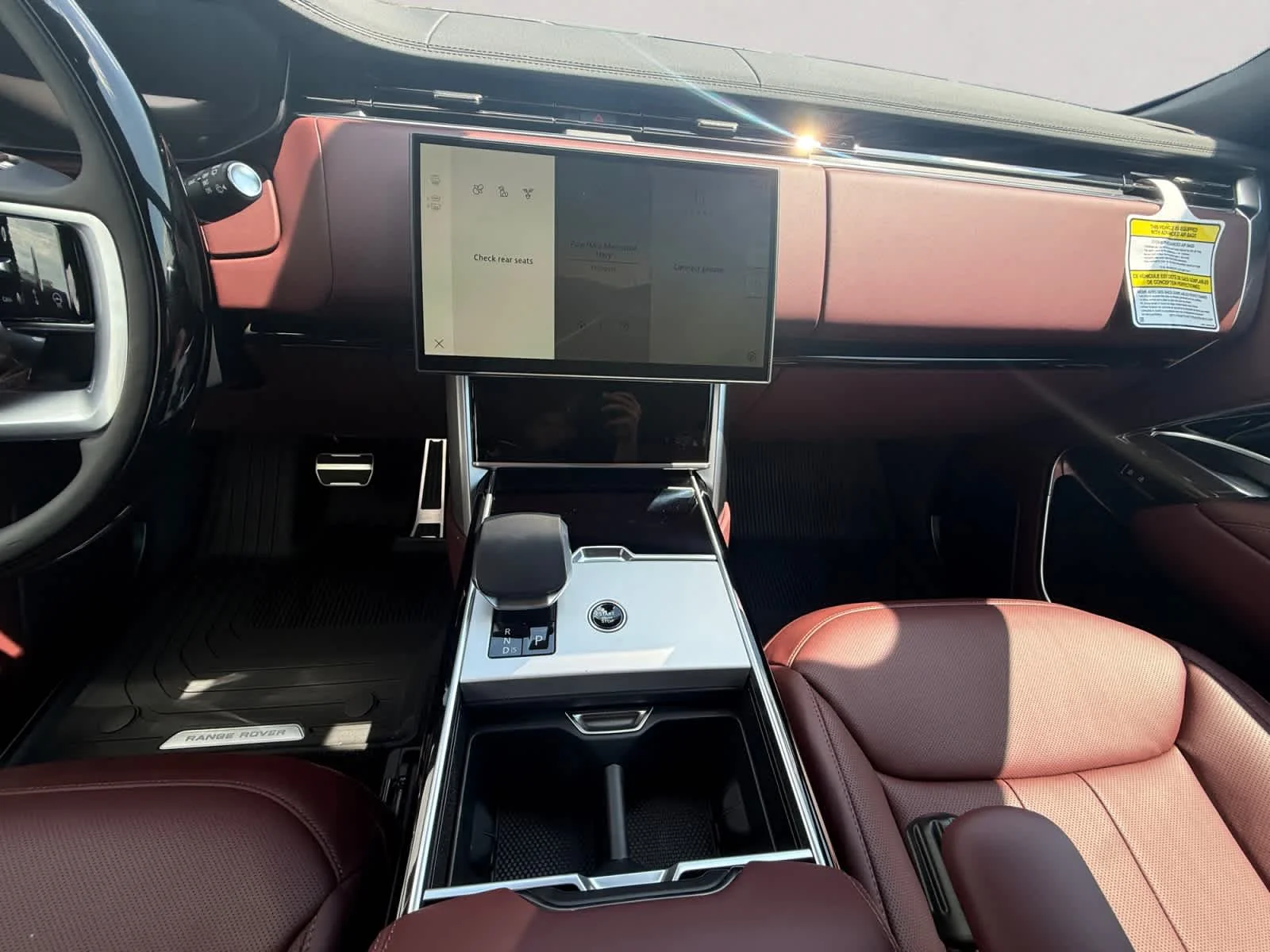 New 2026 Santorini Black Land Rover SE image 11