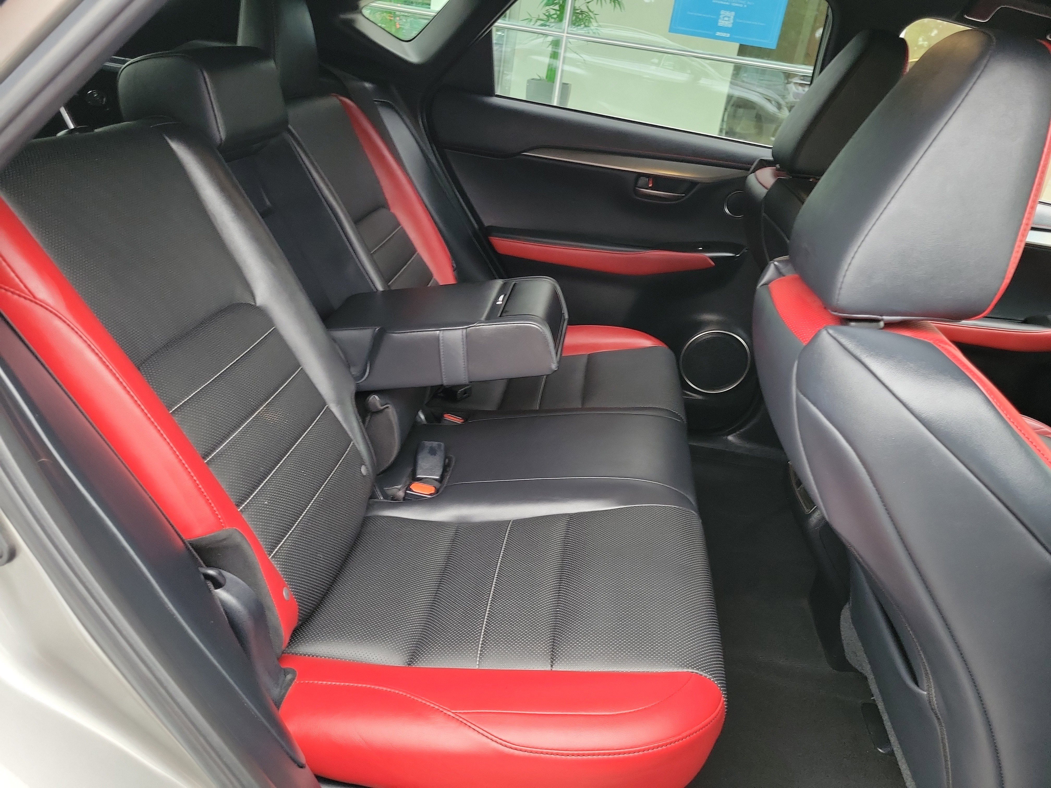 Used 2018 Atomic Silver Lexus  image 26