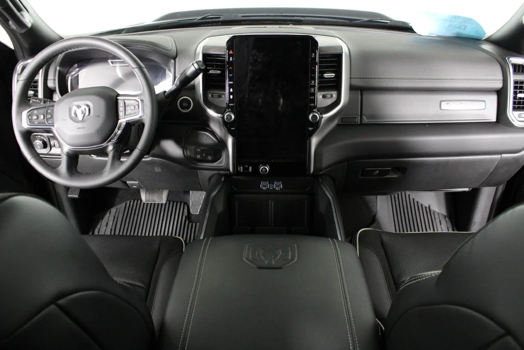 Used 2025 Diamond Black Ram Laramie image 27