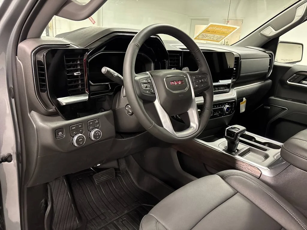 2026 GMC Sierra 1500 SLT - Photo 26
