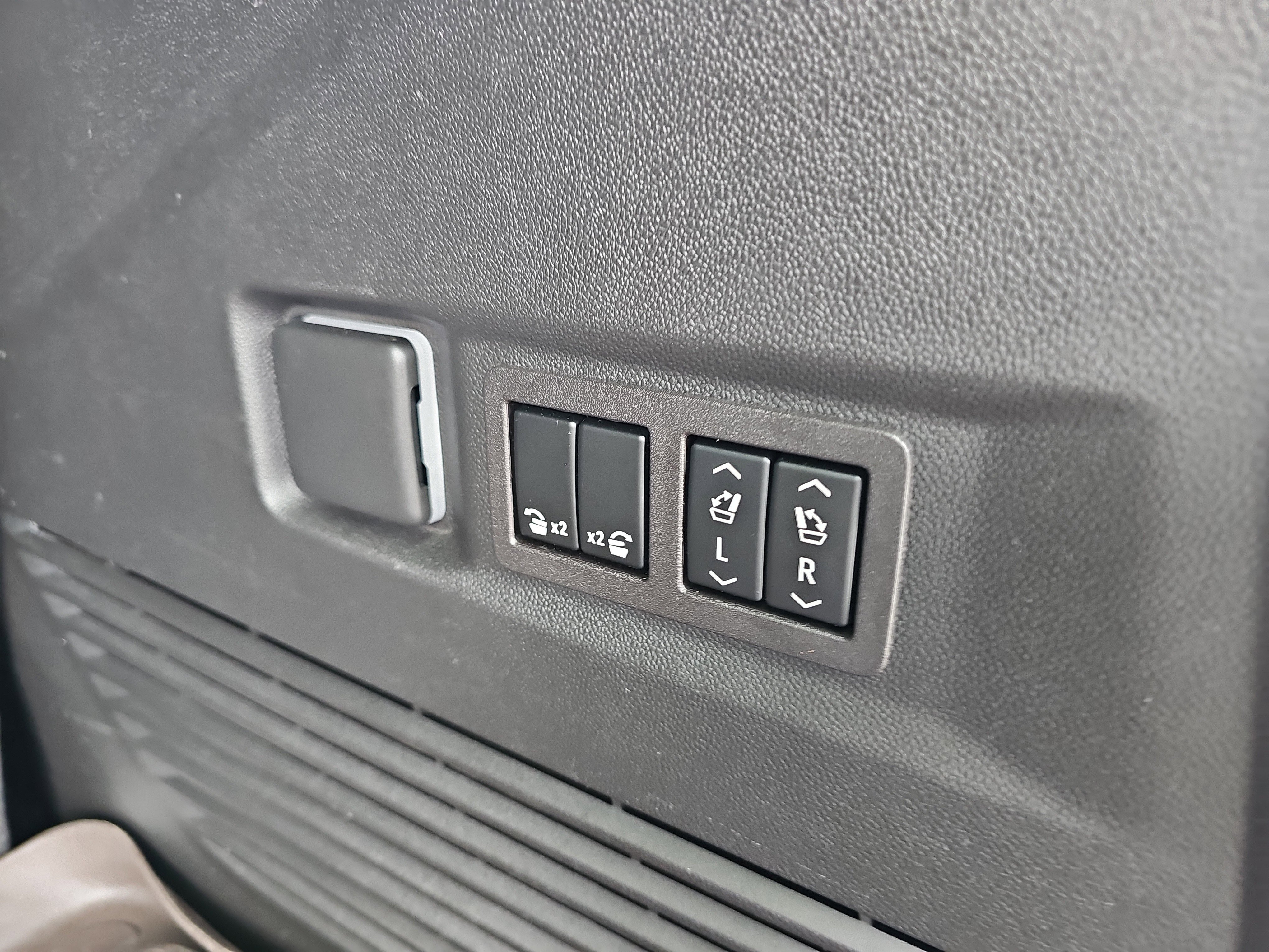 2023 Chevrolet Tahoe High Country - Photo 6