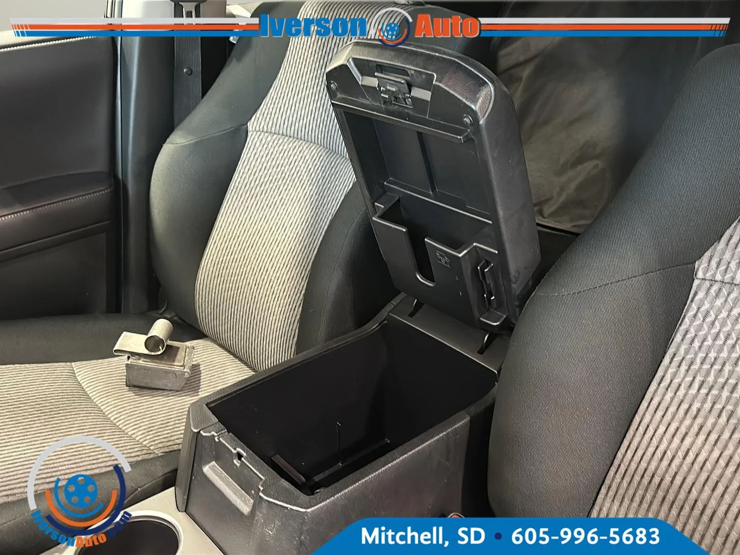 Used 2022 Black Toyota SR5 image 22