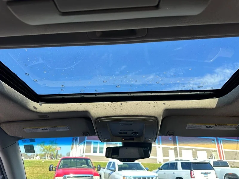 Used 2019 Dark Sapphire Blue Metallic GMC Denali image 15