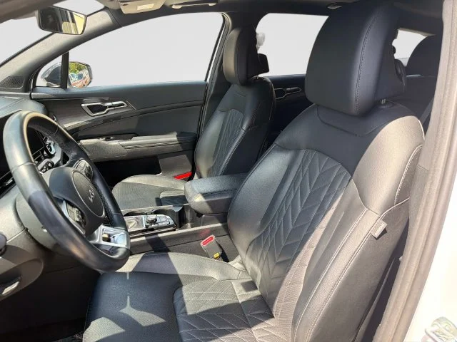 Used 2024 White Kia X-Line image 24
