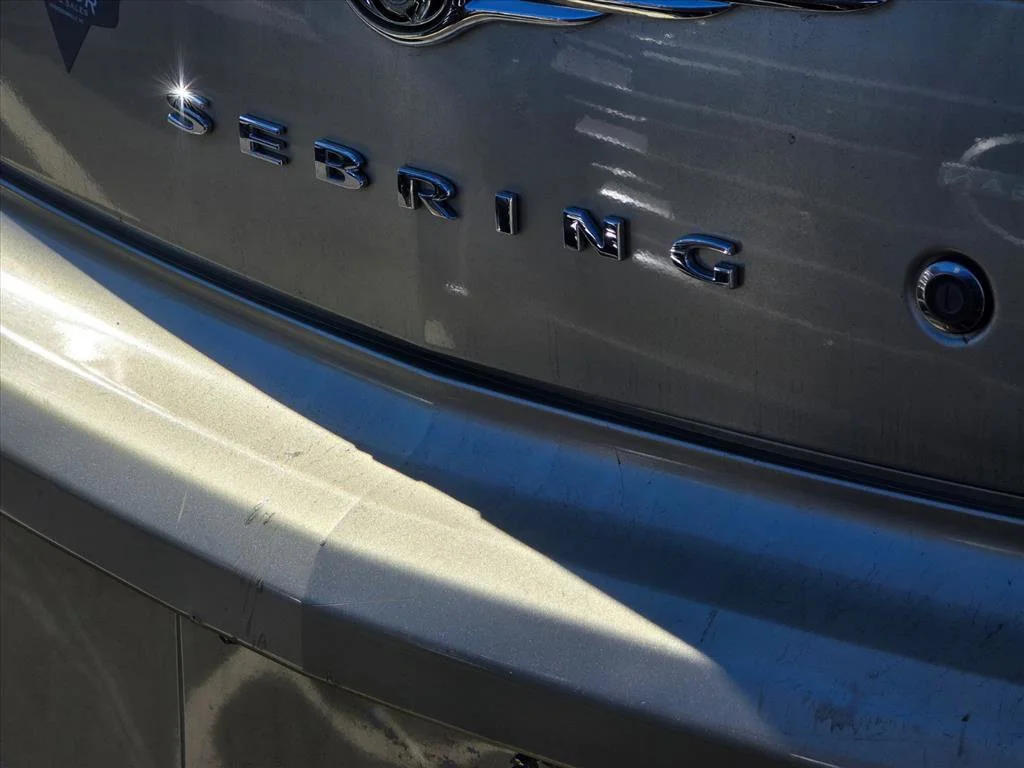Used 2010 Gold Chrysler Touring image 14