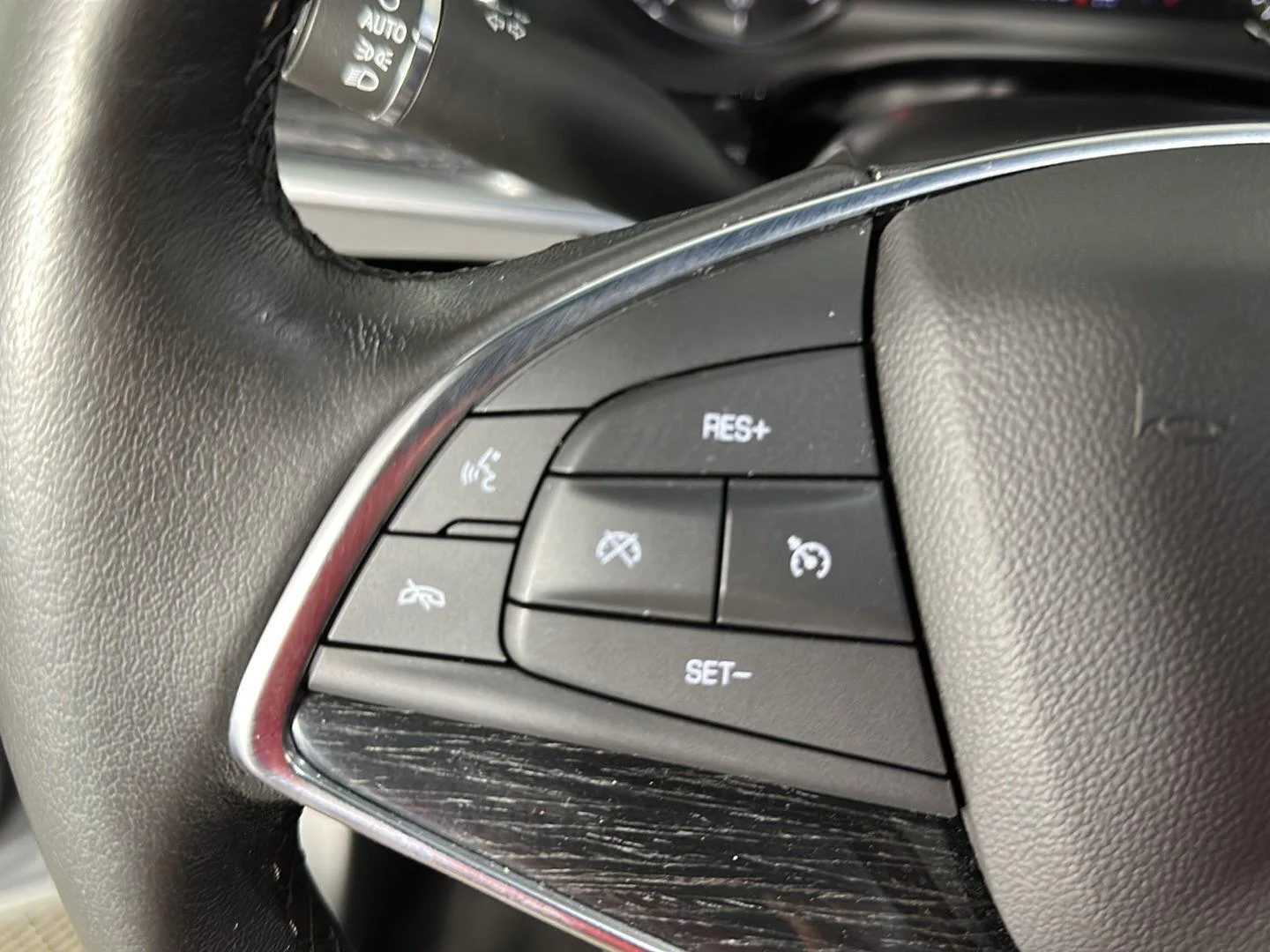 Used 2023 Argent Silver Metallic Cadillac AWD Premium Luxury image 25