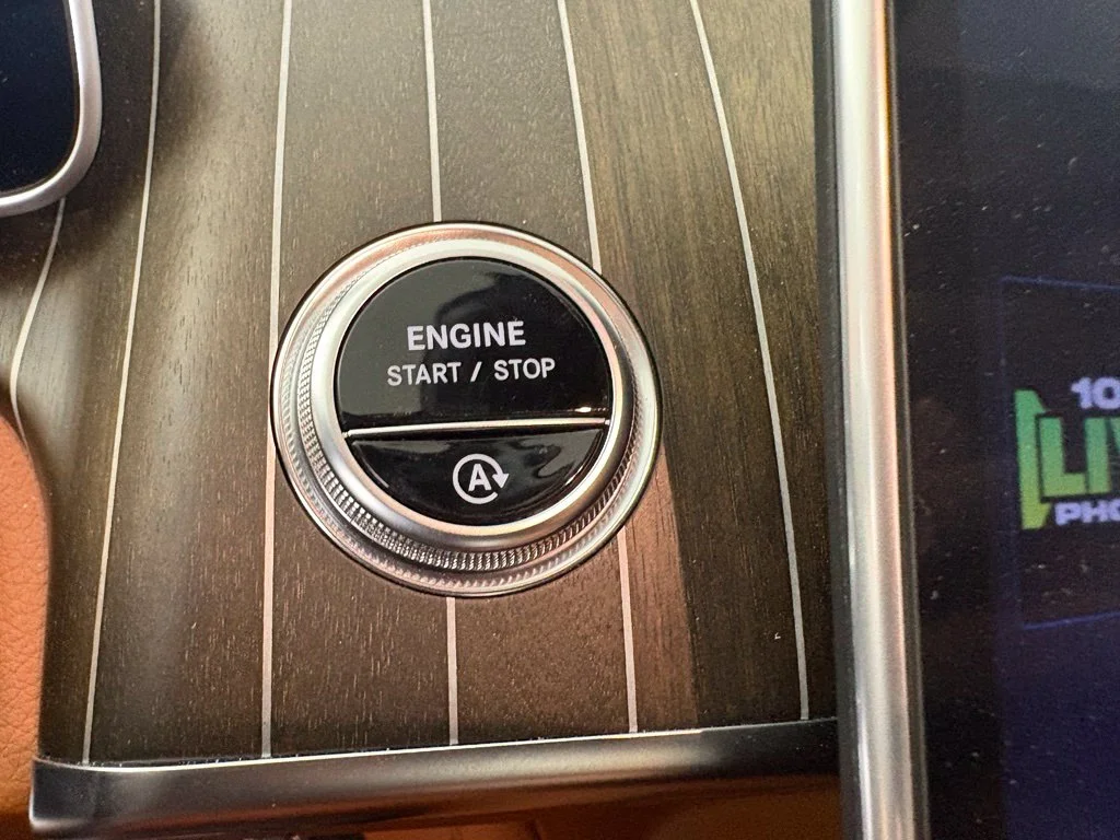 Used 2023 Gray Mercedes-Benz S 500 image 29