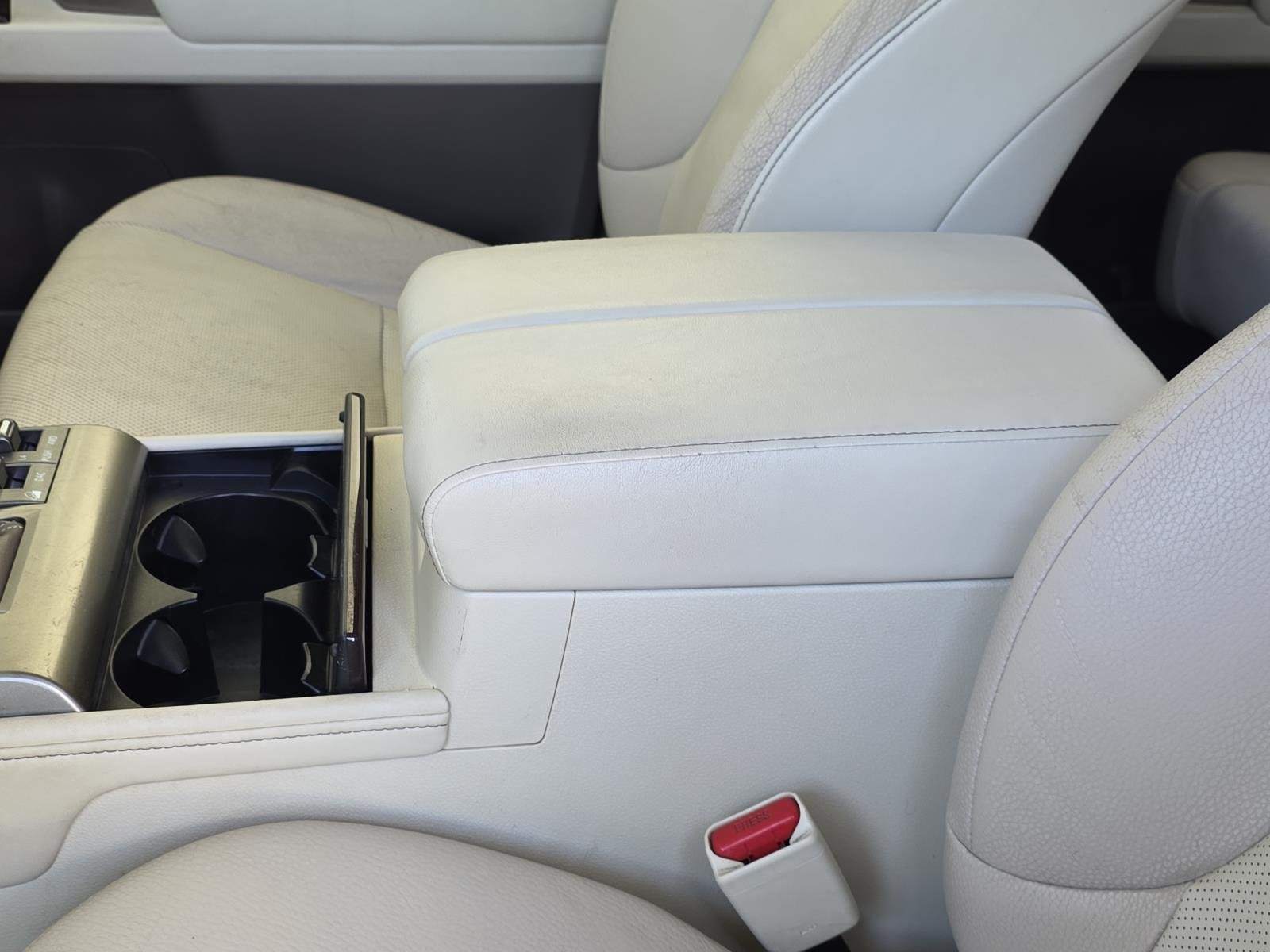 Used 2017 Silver Lexus 460 image 8