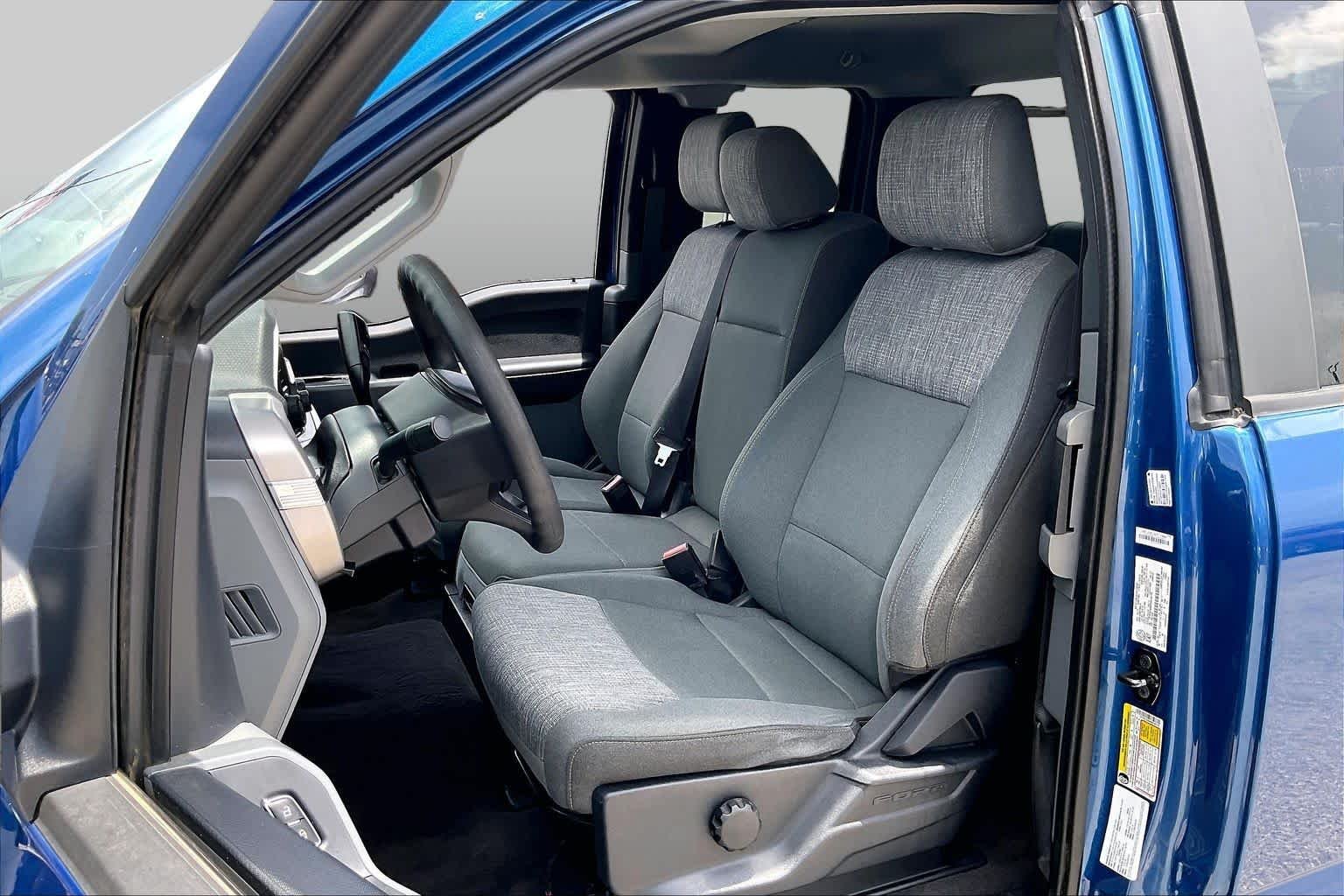 Used 2023 Atlas Blue Ford XLT image 15