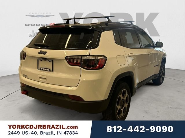 Used 2022 White Jeep Trailhawk image 5