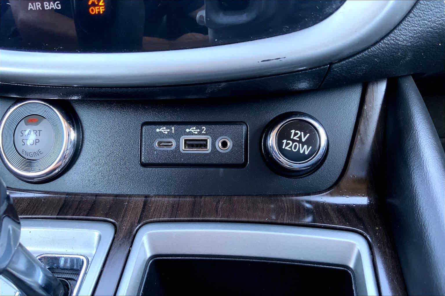 Used 2022 Scarlet Ember Tintcoat Nissan Platinum image 33