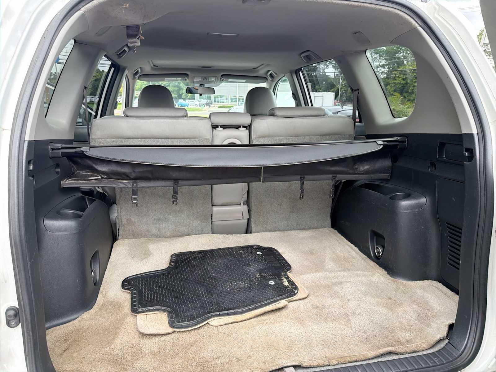 Used 2010 Blizzard Pearl Toyota Ltd image 31