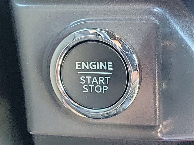 New 2025 Agate Black Metallic Ford XLT image 11