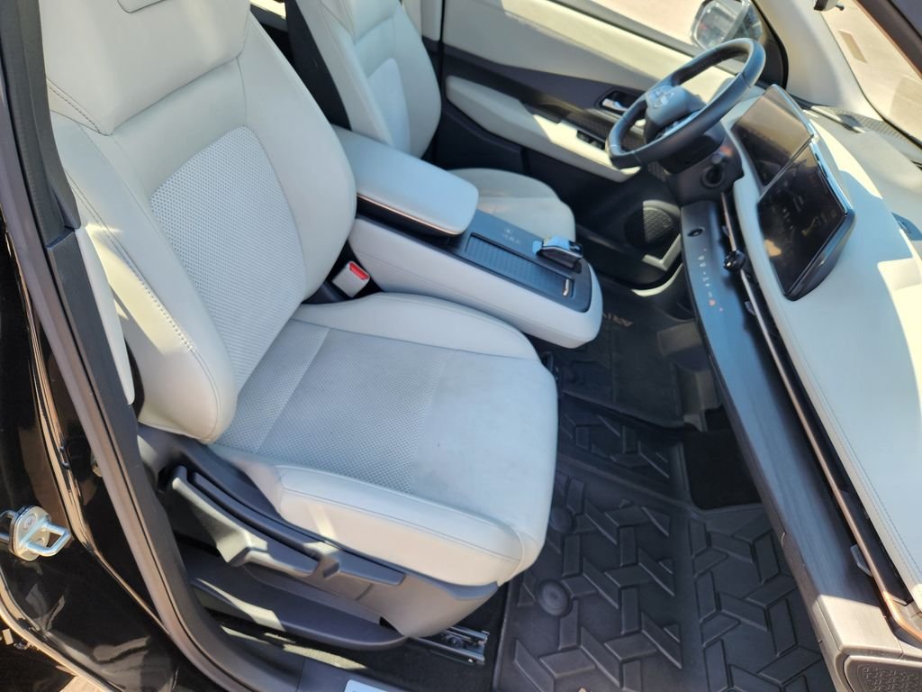Used 2024 Black Nissan ENGAGE+ e-4ORCE image 11