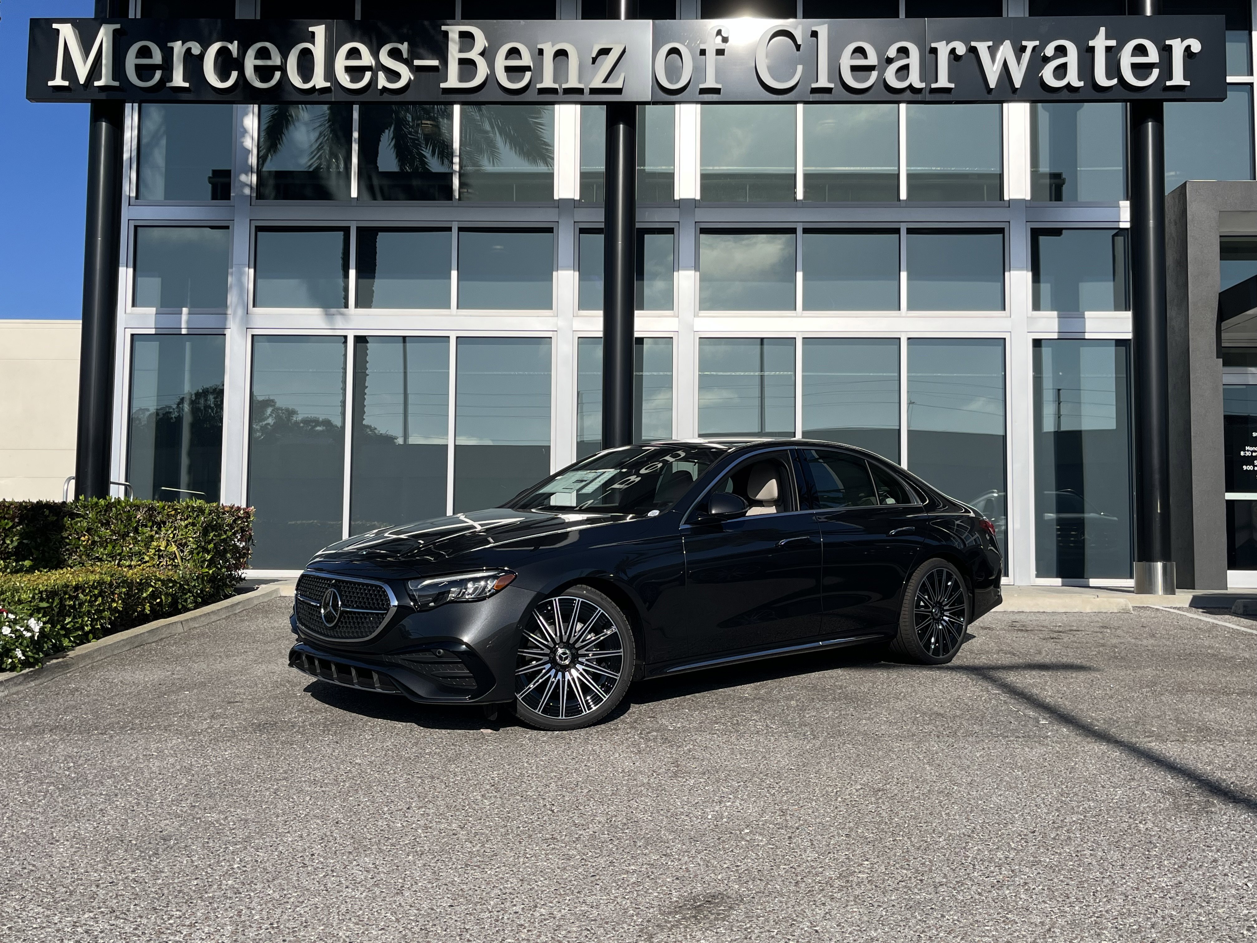 New 2026 Graphite Grey Metallic Mercedes-Benz E 350 image 30
