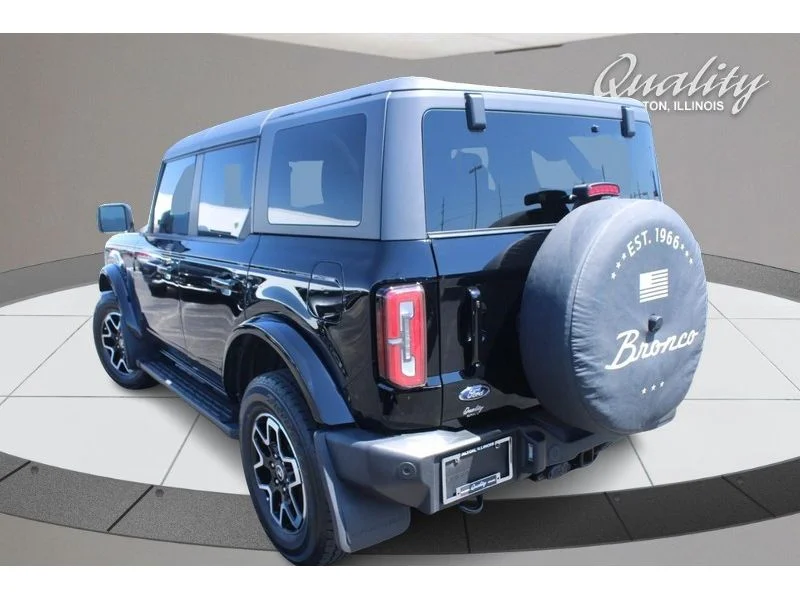 Used 2023 Shadow Black Ford Outer Banks image 6