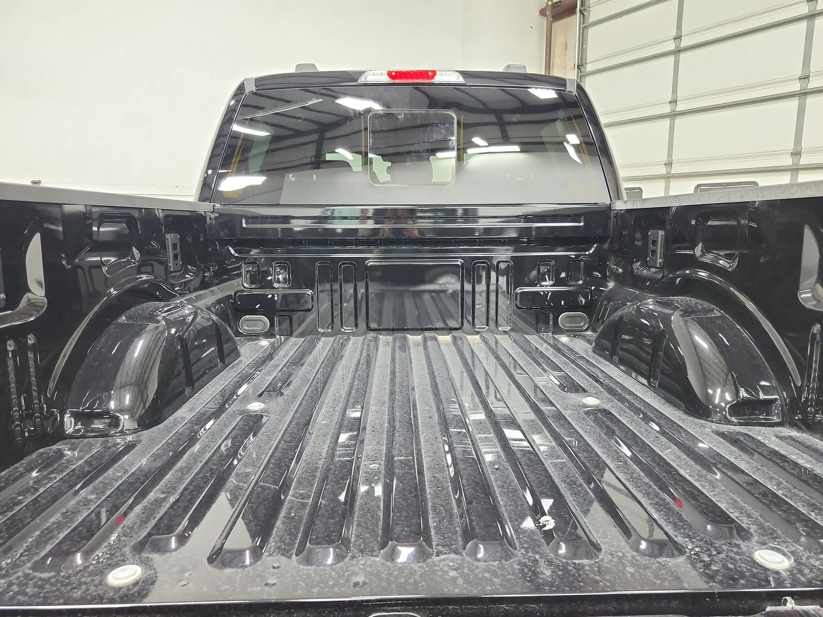 New 2026 Agate Black Metallic Ford XLT image 40