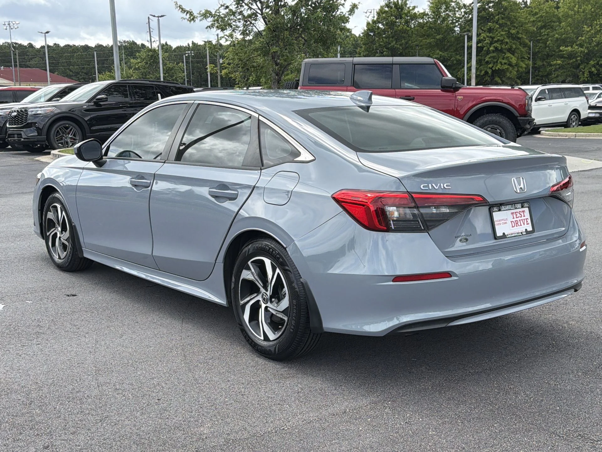 Certified Used 2024 Morning Mist Metallic Honda EX image 24