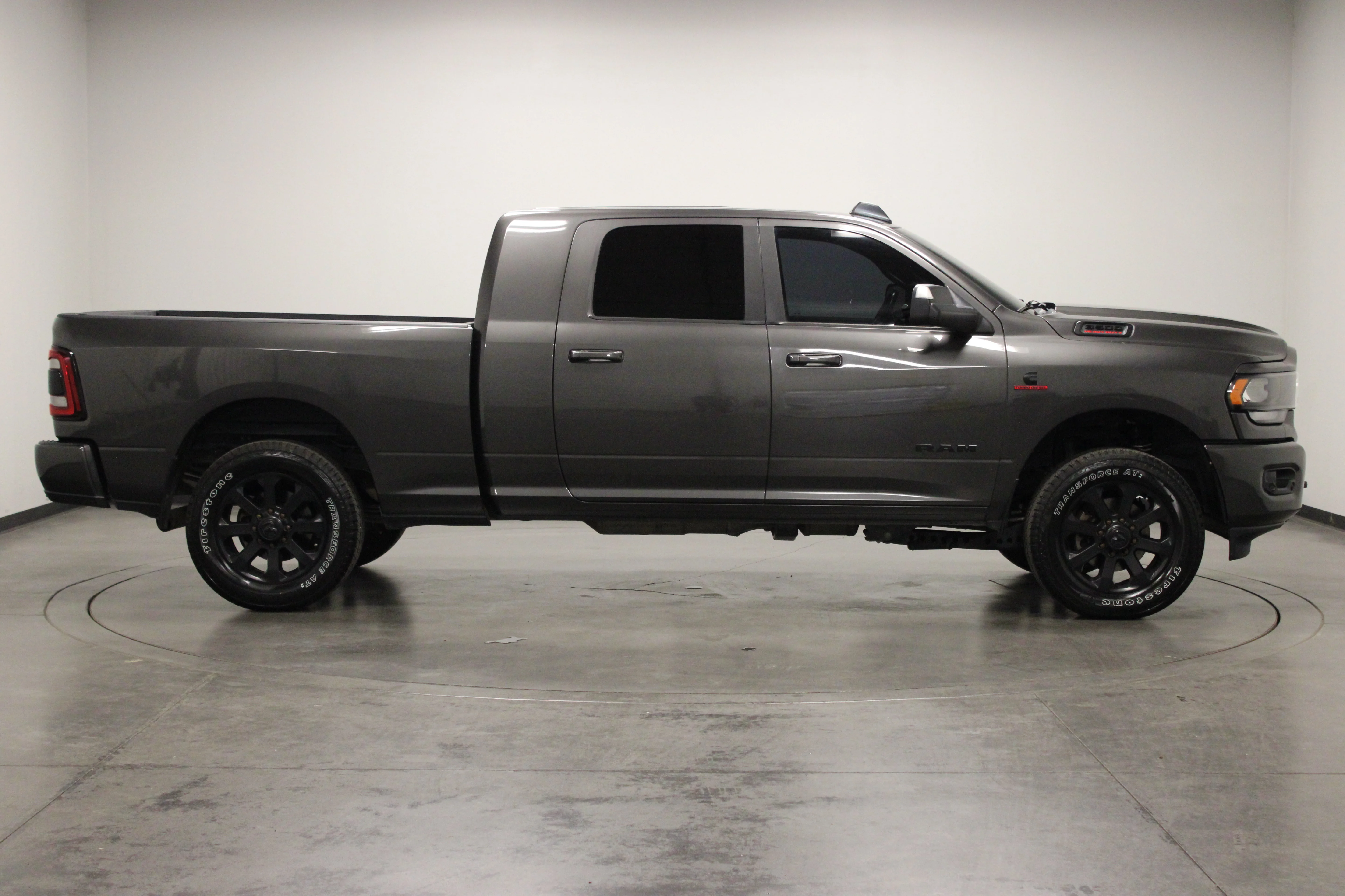 Used 2022 Granite Crystal Metallic Clearcoat Ram Big Horn image 9