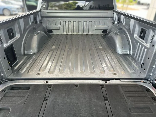 Used 2023 Silver Ford Lariat image 26