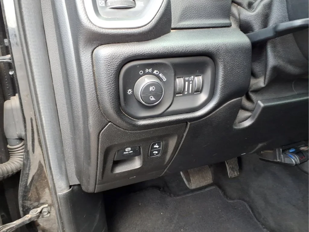 Used 2019 Black Ram Big Horn/Lone Star image 22