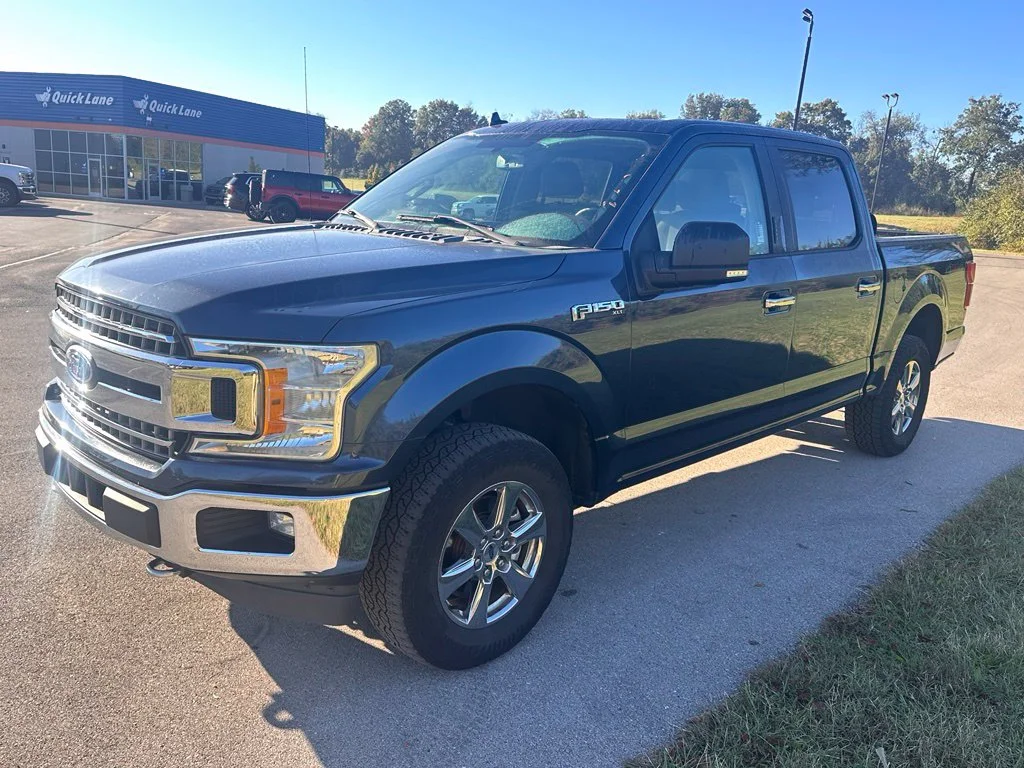 Used 2018 Blue Ford XLT image 4