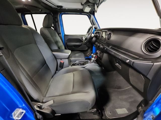 Certified Used 2022 Blue Jeep Unlimited Sport S image 15