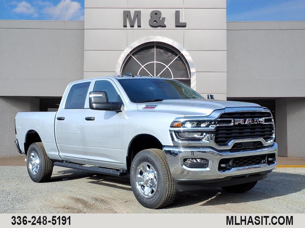 2026 RAM 2500 Tradesman 4X4 Crew Cab SWB's photo