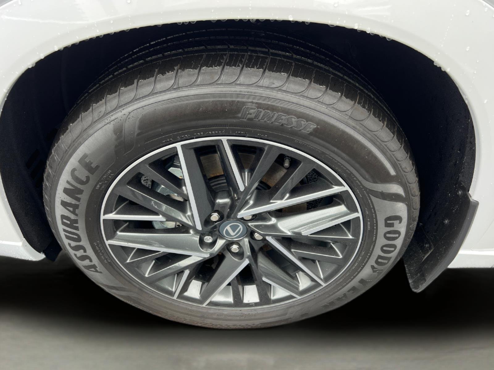 New 2026 Wind Chill Pearl Lexus PREMIUM AWD image 11