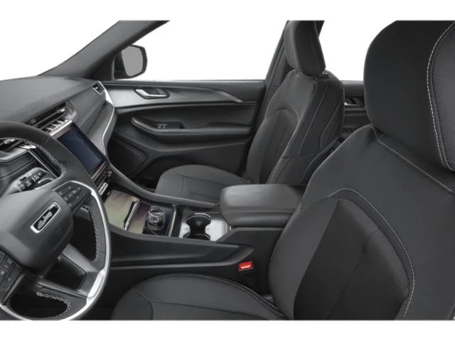 New 2026 Diamond Black Crystal Pearl-Coat Exterior Paint Jeep Laredo X image 11