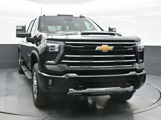 2026 Chevrolet Silverado 2500 HD LTZ - Photo 6