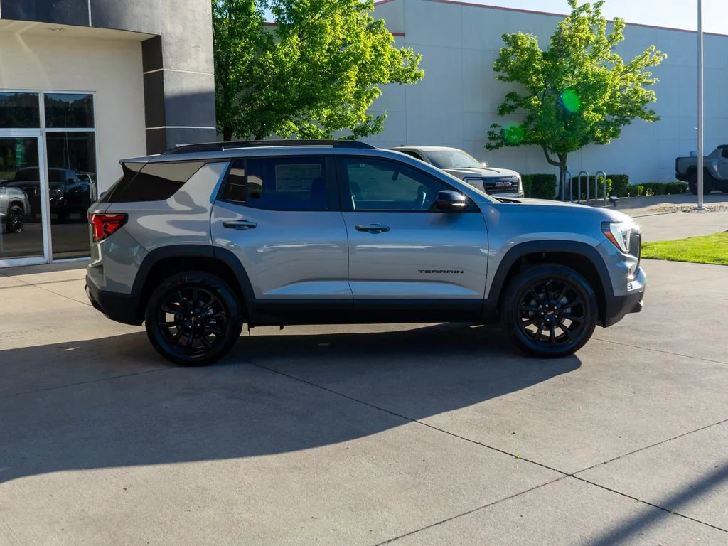 2026 GMC Terrain Elevation - Photo 8