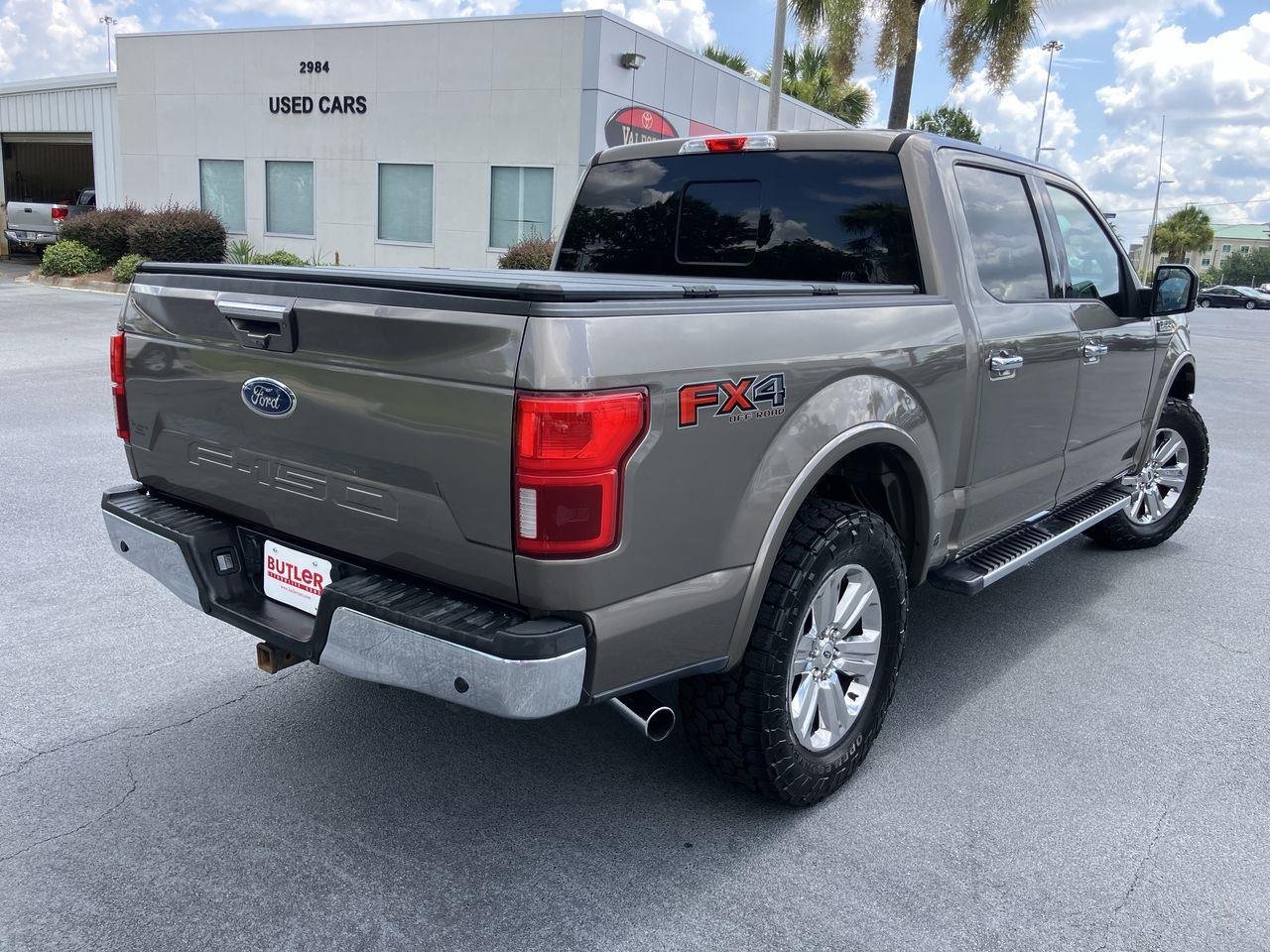 Used 2019 Gray (Stone Gray) Ford Lariat SuperCrew 4WD image 5