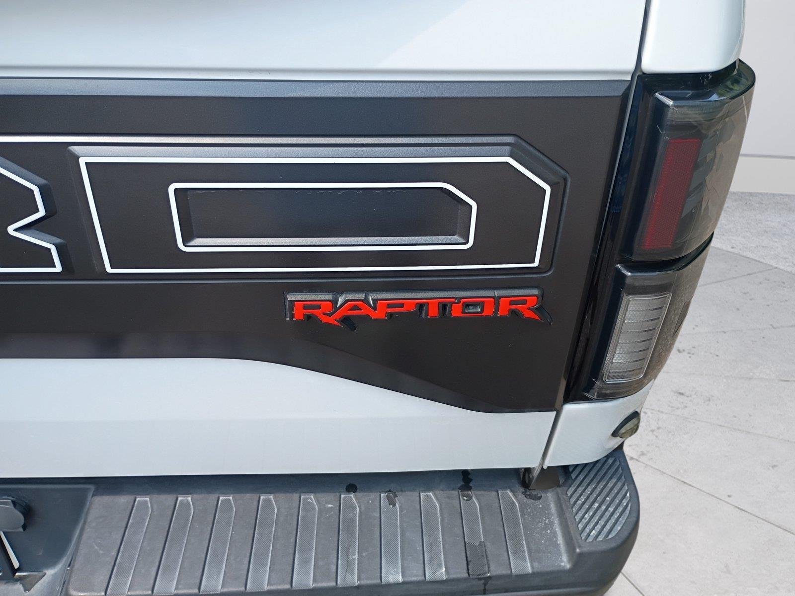 Used 2018 Oxford White Ford Raptor image 20