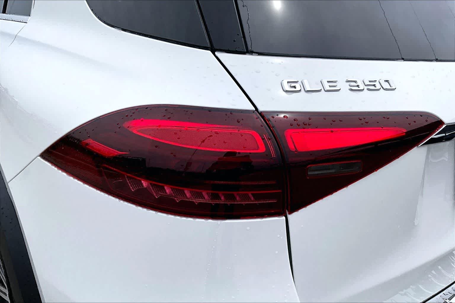 New 2026 Polar White Mercedes-Benz GLE 350 image 6