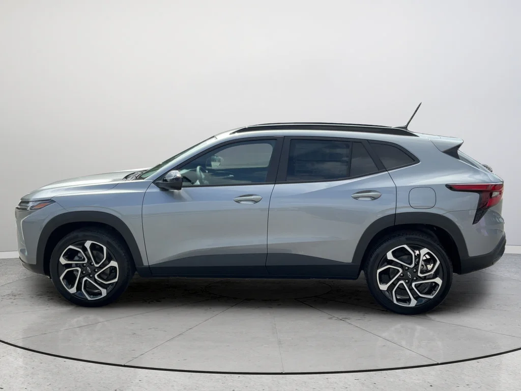 2026 Chevrolet Trax RS - Photo 8