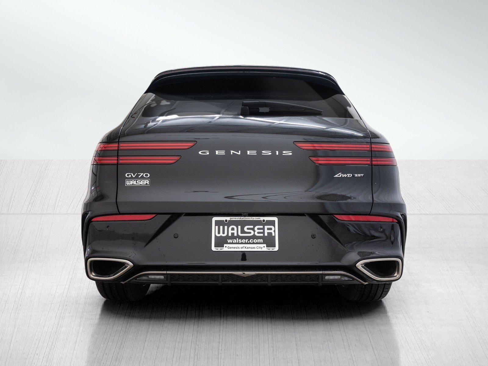 New 2026 Vik Black Genesis 2.5T Sport Prestige image 4